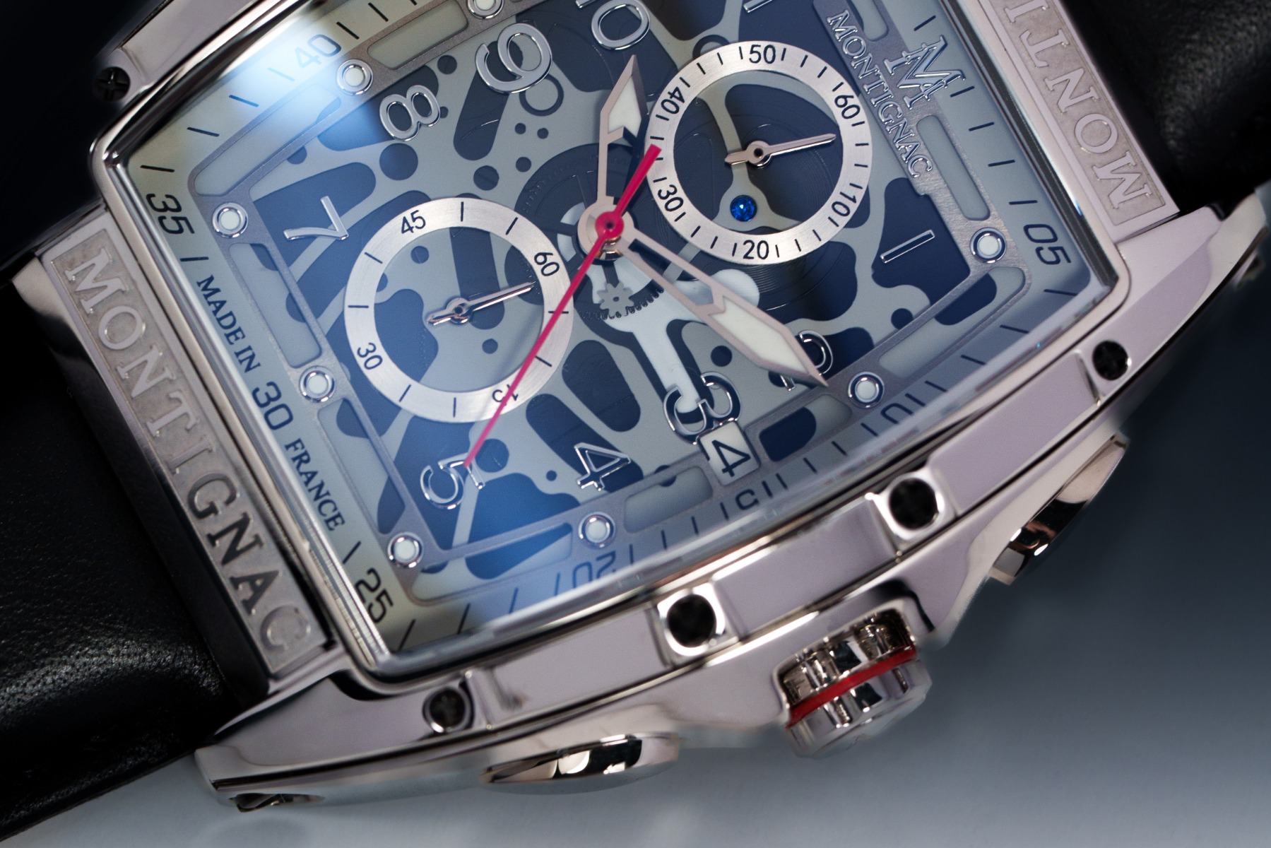 TESTED BY TIME, DEFINED BY STYLE.